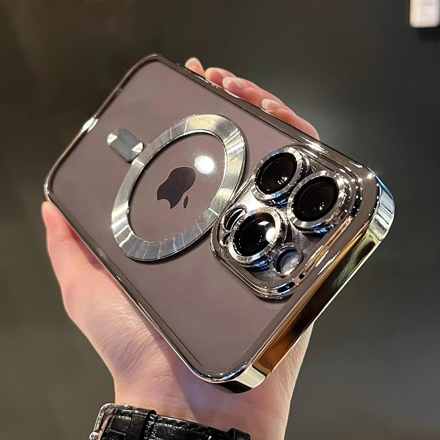 Stunning Luxury MagSafe Clear Case for iPhone - Ideal Phone Accessories