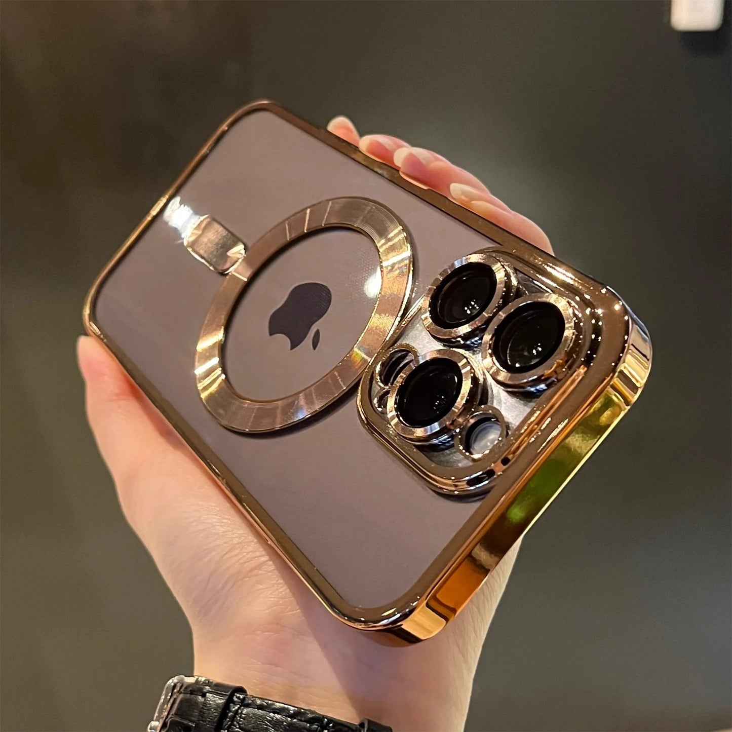 Stunning Luxury MagSafe Clear Case for iPhone - Ideal Phone Accessories